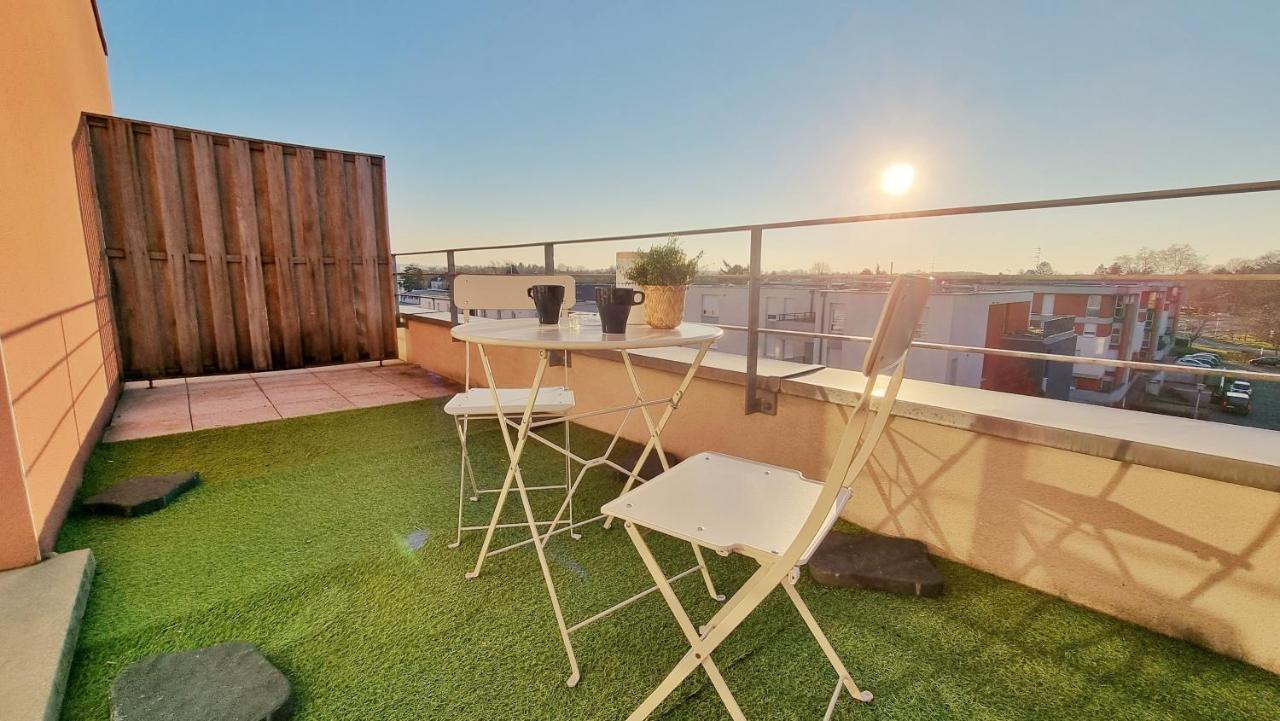 Pfastatt Le Smart - Parking - Terrasse - Wifi - Mulhouse - Relax Bnb מראה חיצוני תמונה